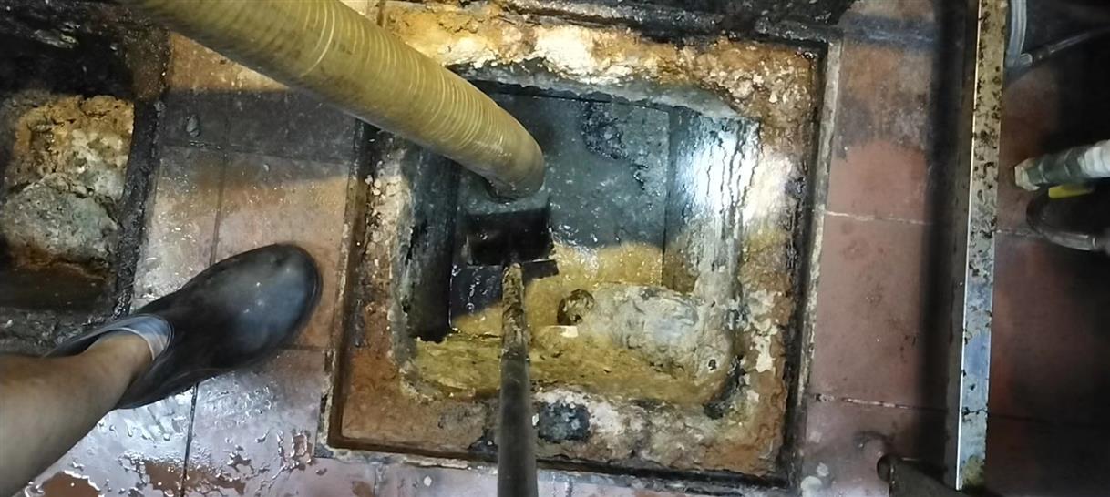 元宝山化油池清理-污水池清掏